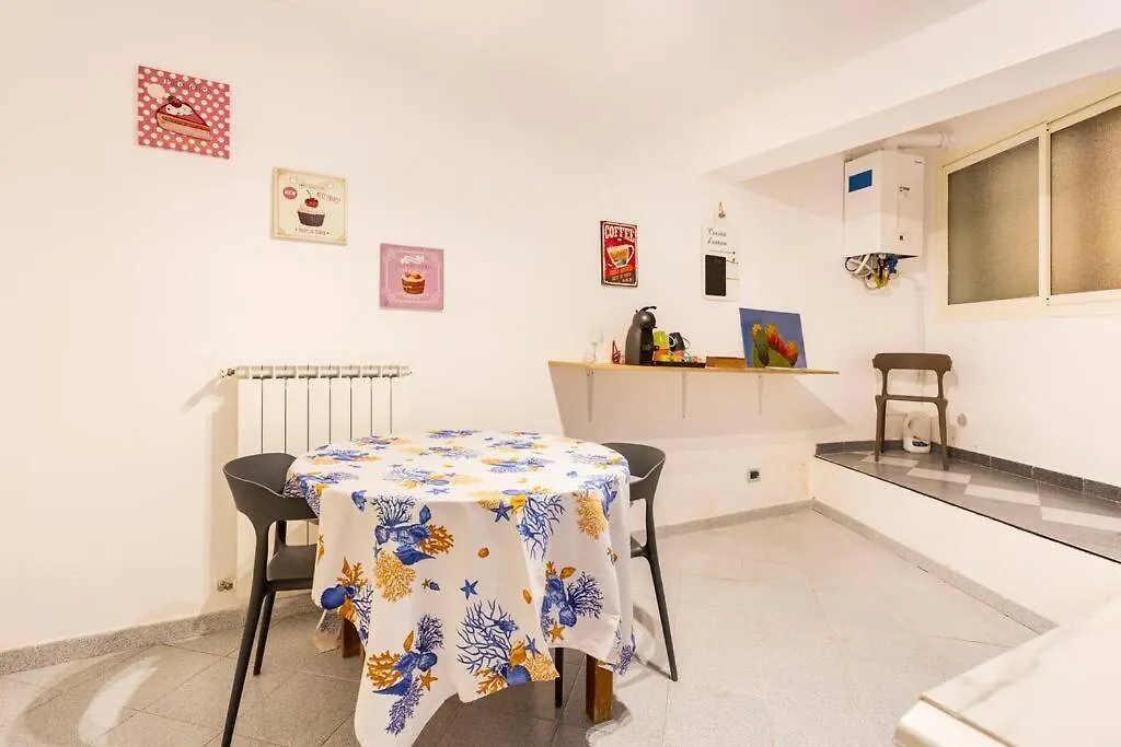 Nonna Lina Apartment 팔레르모 0*,  이탈리아